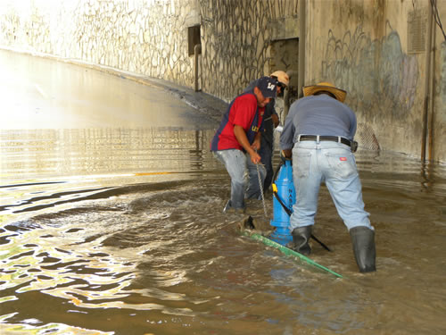 Encharcados puentes a desnivel